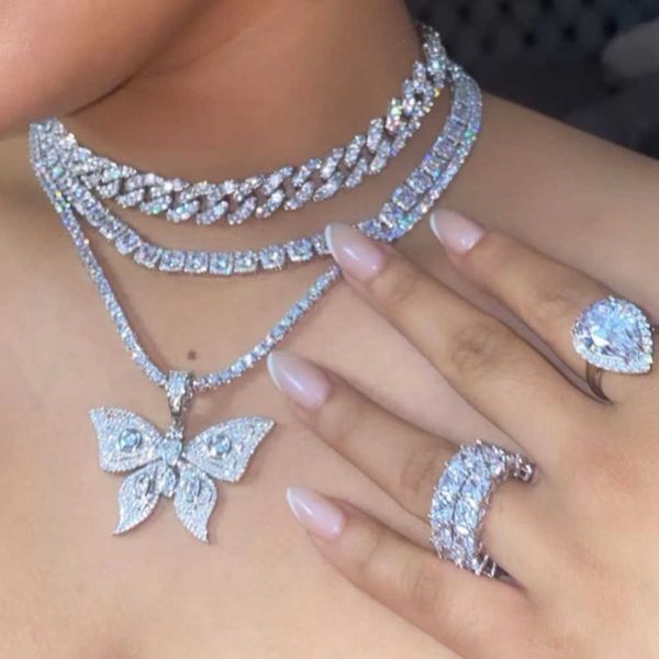 pendant necklaces hip hop rock bling crystal butterfly necklace for women shine rhinestone paved tennis chain choker wholesale 230613, Silver
pendant necklaces hip hop rock bling crystal butterfly necklace for women shine rhinestone paved tennis chain choker wholesale 230613, Silver
