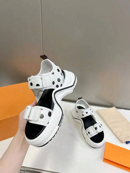 fashion sandals brand luis designers women vuttonity platform sandals women slide luxury sandal woman leisure slipper lx011, Black
fashion sandals brand luis designers women vuttonity platform sandals women slide luxury sandal woman leisure slipper lx011, Black