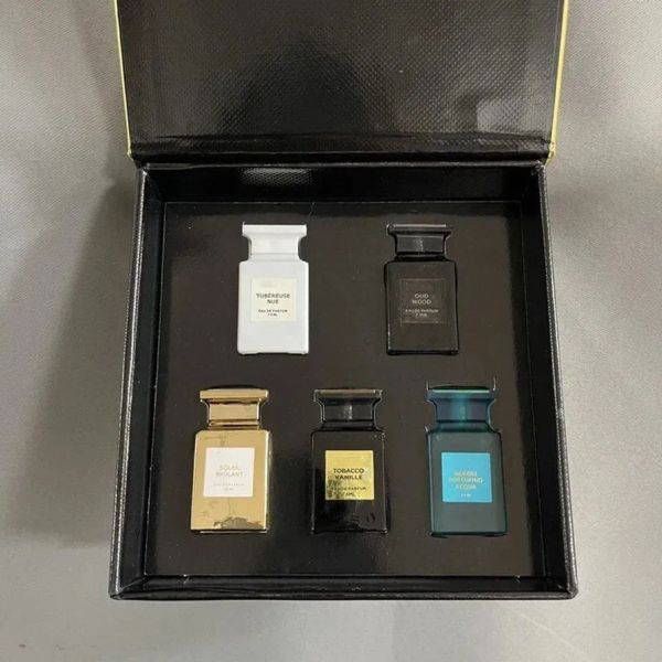 parfum designer perfume cologne perfumes new set 7.5ml x 5/4 fabulous rose wood white suede lavender cherry peach perfume kit 5 in 1
parfum designer perfume cologne perfumes new set 7.5ml x 5/4 fabulous rose wood white suede lavender cherry peach perfume kit 5 in 1