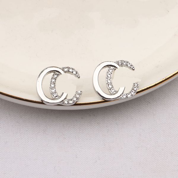 luxury brand diamond stud earring designer earrings letters girls earrings plated women christm wedding party jewelry accessories gifts 20st, Golden;silver
luxury brand diamond stud earring designer earrings letters girls earrings plated women christm wedding party jewelry accessories gifts 20st, Golden;silver