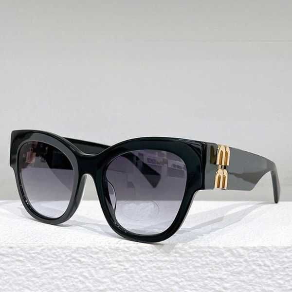 designer women cat eye miu sunglasses with black acetate frame miu glimpse sunglasses with classic on temples for womens travel miu sun glas, White;black
designer women cat eye miu sunglasses with black acetate frame miu glimpse sunglasses with classic on temples for womens travel miu sun glas, White;black