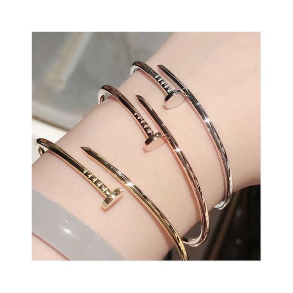 counter quality 925 sterling silver material nail elastic fine edition 18k white gold tri color fashion light luxury card same style bracele, Black
counter quality 925 sterling silver material nail elastic fine edition 18k white gold tri color fashion light luxury card same style bracele, Black