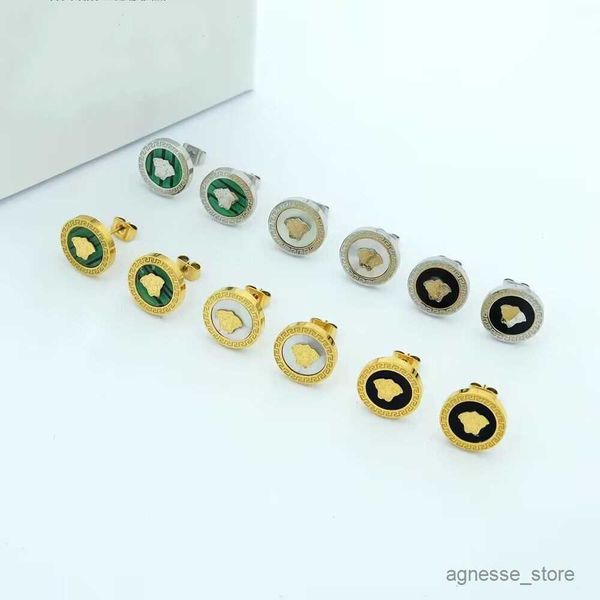 stud 12mm black white green stud hip hop man boy design earring 18k gold silver girl women round ceramics earrings jewelry never fade r23061, Golden;silver
stud 12mm black white green stud hip hop man boy design earring 18k gold silver girl women round ceramics earrings jewelry never fade r23061, Golden;silver