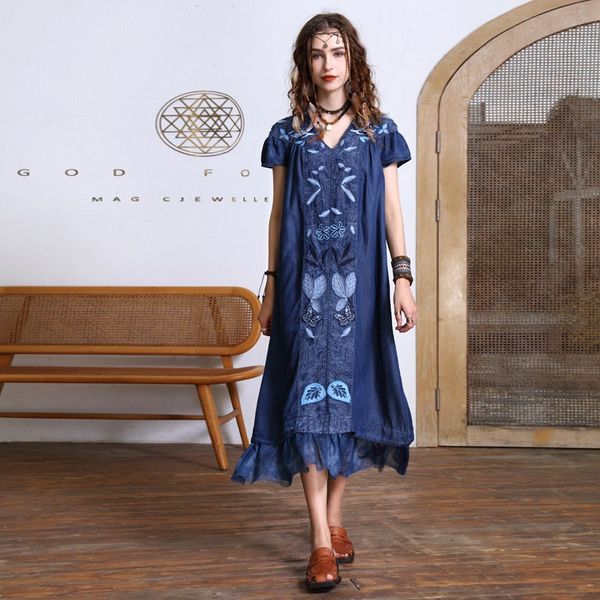 elevate your summer style with our 2023 new v-neck mesh stitching denim dress - experience the perfect blend of heavy embroidery, loose fit,, Black;gray
elevate your summer style with our 2023 new v-neck mesh stitching denim dress - experience the perfect blend of heavy embroidery, loose fit,, Black;gray
