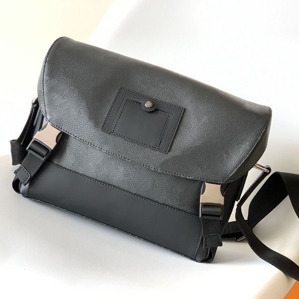designer bag messenger bag shoulder horseshoe bags universal mens wallet classic minimalist design handbag
designer bag messenger bag shoulder horseshoe bags universal mens wallet classic minimalist design handbag