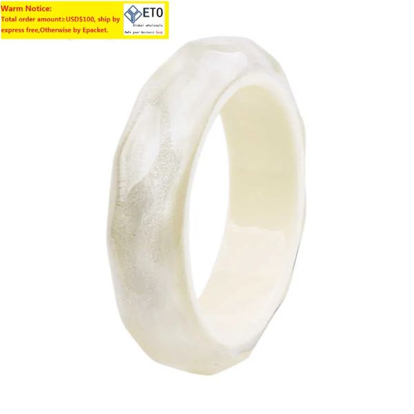 classic resin cuff bracelets bangles for women new fashion colorful blue acrylic wide bracelet female simple charm party jewelry q0719, Black
classic resin cuff bracelets bangles for women new fashion colorful blue acrylic wide bracelet female simple charm party jewelry q0719, Black