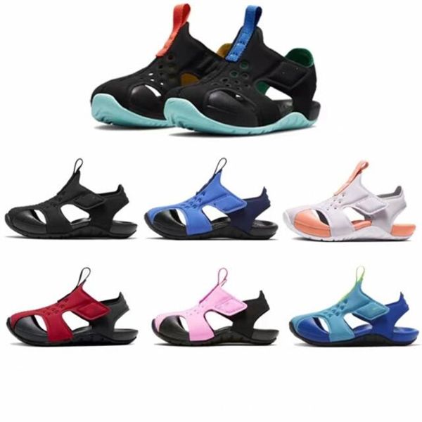 summer designer shoes baotou soft-soled hole shoes non-slip beach shoes fashion brand children's sandals, Black;red
summer designer shoes baotou soft-soled hole shoes non-slip beach shoes fashion brand children's sandals, Black;red