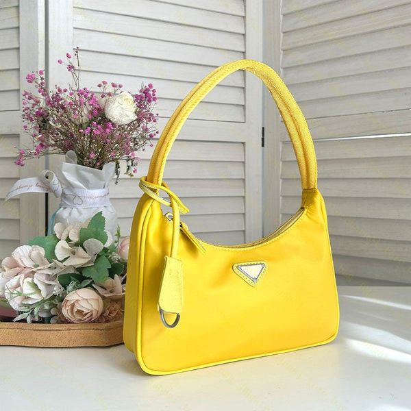 triangle shoulder bags designer for woman nylon small pink tote bag mens womens luxury chain hobo wallet leather messenger bag handbags s de
triangle shoulder bags designer for woman nylon small pink tote bag mens womens luxury chain hobo wallet leather messenger bag handbags s de