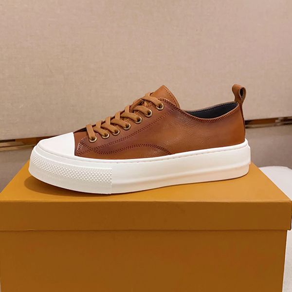 men's new trend all goes with men's low shoes retro leather casual shoes two options black and brown two classic colors
men's new trend all goes with men's low shoes retro leather casual shoes two options black and brown two classic colors