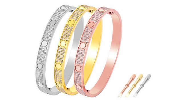 high-quality 356 generation buckle screw clip bracelet for male and female lovers 4 10 diamond full nail with nohzox, Black
high-quality 356 generation buckle screw clip bracelet for male and female lovers 4 10 diamond full nail with nohzox, Black