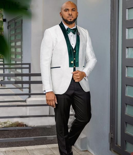 white suits for men 3 pieces green velvet blazer sets wedding groom wear costume homme mariage smoking hombre elegante, Black;gray
white suits for men 3 pieces green velvet blazer sets wedding groom wear costume homme mariage smoking hombre elegante, Black;gray