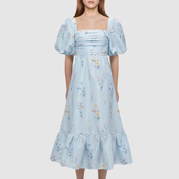 2023 dress women designer clothing summer dress with blue square neck and bubble sleeves, floral satin dress with large hem and waistband, Black;gray
2023 dress women designer clothing summer dress with blue square neck and bubble sleeves, floral satin dress with large hem and waistband, Black;gray