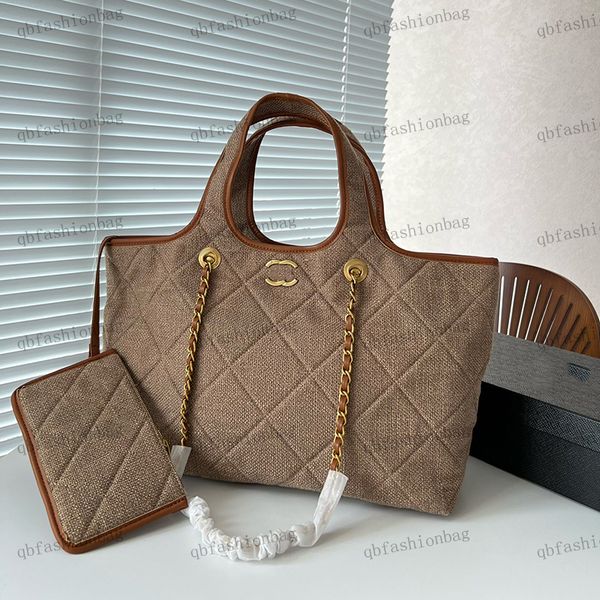 designer womens beach bag oversized shopping bag diamond canvas bag hardware metal c buckle shoulder bag handle handbag travel bags mother b
designer womens beach bag oversized shopping bag diamond canvas bag hardware metal c buckle shoulder bag handle handbag travel bags mother b