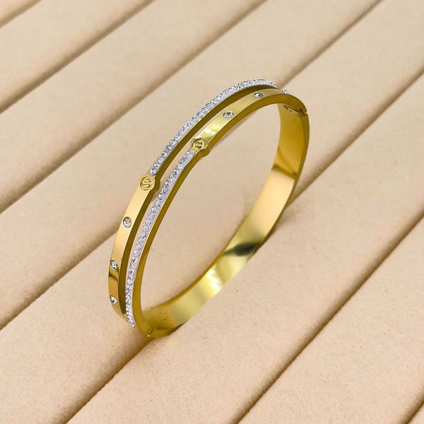 high version fashionable card c simple diamond inlaid titanium steel bracelet non fading vacuum electroplated open, Black
high version fashionable card c simple diamond inlaid titanium steel bracelet non fading vacuum electroplated open, Black