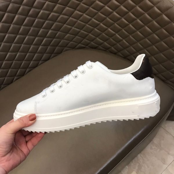 2023 designers casual shoes women travel leather lace-up sneaker 100% cowhide fashion lady flat designer running trainers letters shoe platf, Black
2023 designers casual shoes women travel leather lace-up sneaker 100% cowhide fashion lady flat designer running trainers letters shoe platf, Black