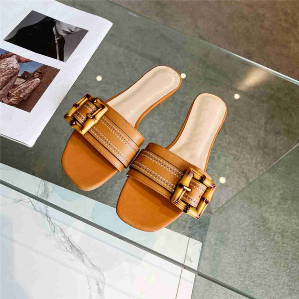fashionable beach shoes 2023 ggs luxurious design retro decoration men's and women's summer leather canvas rubber flat bottomed ca
fashionable beach shoes 2023 ggs luxurious design retro decoration men's and women's summer leather canvas rubber flat bottomed ca