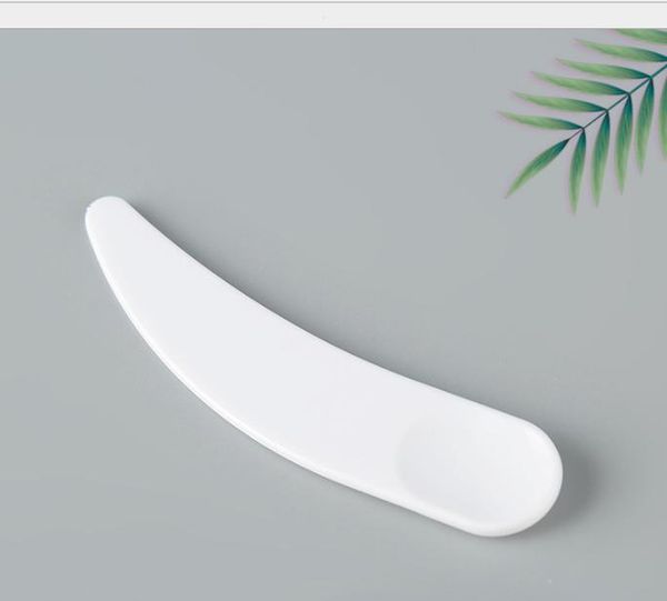 2021 new arrival 200pcs new mini cosmetic spatula scoop disposable mask white plastic spoon makeup maquillage tools free
2021 new arrival 200pcs new mini cosmetic spatula scoop disposable mask white plastic spoon makeup maquillage tools free