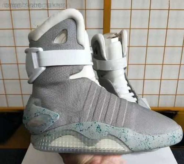 running shoes 2022 sandals automatic laces air mag sneakers marty mcfly's led shoes man back to the future glow in the dark gray boots, Black
running shoes 2022 sandals automatic laces air mag sneakers marty mcfly's led shoes man back to the future glow in the dark gray boots, Black