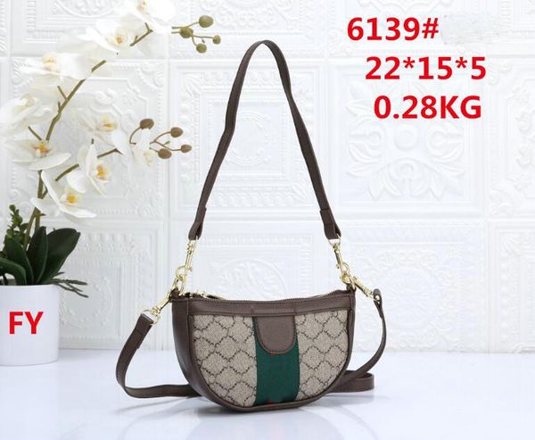 luxury handbag designer crossbody tabby shoulder bag for women leather female fashion borse letters lady cross body bag flap designer bags 6
luxury handbag designer crossbody tabby shoulder bag for women leather female fashion borse letters lady cross body bag flap designer bags 6