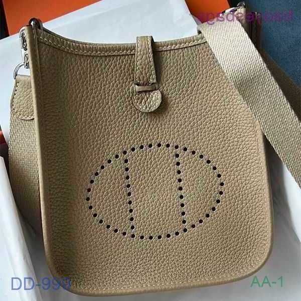 designer bag 2023 evelynbag bags h spring hollowed-out bucket cow leather litchi women's single-shoulder cross-body women tote 8ut2 3 w
designer bag 2023 evelynbag bags h spring hollowed-out bucket cow leather litchi women's single-shoulder cross-body women tote 8ut2 3 w