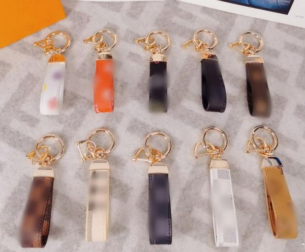 leather keychain classic exquisite luxury designer car keyring zinc alloy letter lanyard gold black metal small jewelry with box gift, Silver
leather keychain classic exquisite luxury designer car keyring zinc alloy letter lanyard gold black metal small jewelry with box gift, Silver