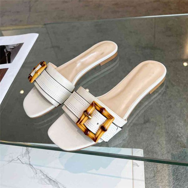 fashionable beach shoes 2023 ggs luxurious design retro decoration men's and women's summer leather canvas rubber flat bottomed ca
fashionable beach shoes 2023 ggs luxurious design retro decoration men's and women's summer leather canvas rubber flat bottomed ca