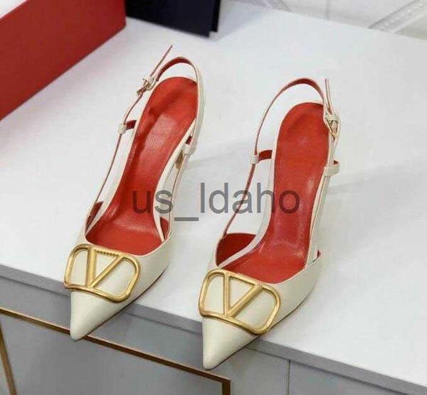 sandals luxurys womens sandals brand designer high heels metal buckle shoes women slingback pumps pointed toe stiletto evening party shoes z, Black
sandals luxurys womens sandals brand designer high heels metal buckle shoes women slingback pumps pointed toe stiletto evening party shoes z, Black