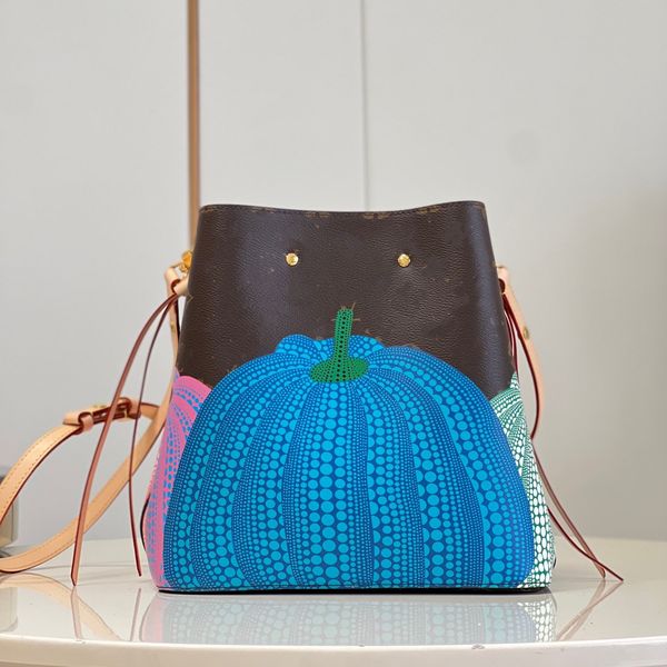 designers sale vintage bucket bag flowers handbag wallet women bags handbags purses genuine leather crossbody shoulder bag
designers sale vintage bucket bag flowers handbag wallet women bags handbags purses genuine leather crossbody shoulder bag