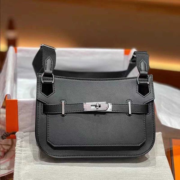 women leather bag jypsieres h erm new shoulder bag underarm women's bag swift calf leather sai headband layer cowhide real
women leather bag jypsieres h erm new shoulder bag underarm women's bag swift calf leather sai headband layer cowhide real