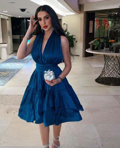 royal blue deep v neck evening dresses sleeveless ruched satin a line short prom gowns, Black;red
royal blue deep v neck evening dresses sleeveless ruched satin a line short prom gowns, Black;red