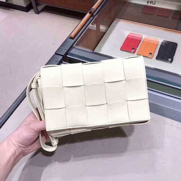 designer bottegas bags venetas cassettes woven luxurys handbags s small square single shoulder messenger womens have logo frj e3fr
designer bottegas bags venetas cassettes woven luxurys handbags s small square single shoulder messenger womens have logo frj e3fr