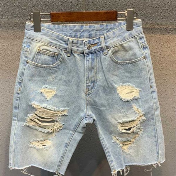 men's jeans ripped denim shorts men's light blue fifth pants trendy all-match loose woolen split stitching short
men's jeans ripped denim shorts men's light blue fifth pants trendy all-match loose woolen split stitching short