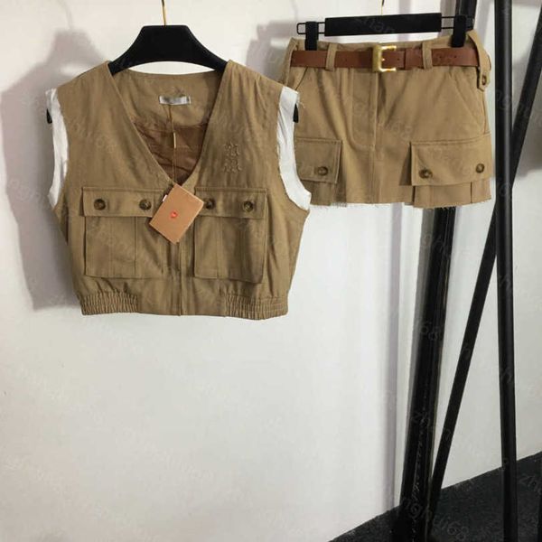 23ss skirt set womens designer clothing two sleeveless v-neck waistcoat belt waist short skirt sets womens clothing a1, White
23ss skirt set womens designer clothing two sleeveless v-neck waistcoat belt waist short skirt sets womens clothing a1, White