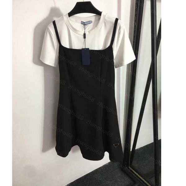 23ss skirt set womens designer clothing back iron decoration cotton short sleeve t-shirt halter dress sets womens clothing a1, White
23ss skirt set womens designer clothing back iron decoration cotton short sleeve t-shirt halter dress sets womens clothing a1, White
