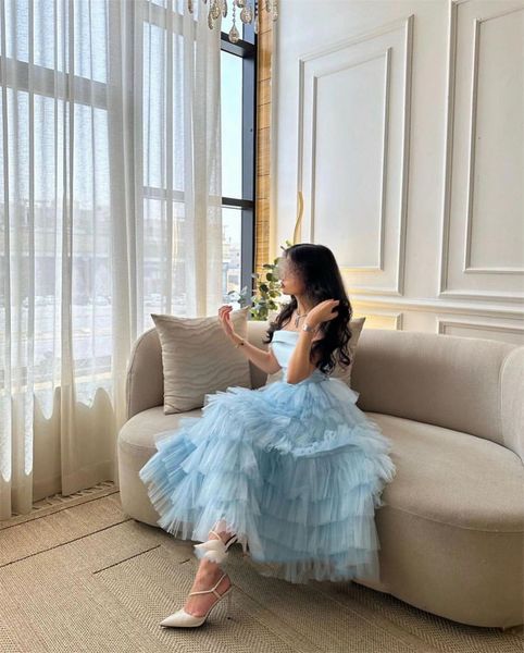 sky blue prom dresses tulle strapless frill-layered tea length tiered formal evening gowns robes de soiree 2023, Black;red
sky blue prom dresses tulle strapless frill-layered tea length tiered formal evening gowns robes de soiree 2023, Black;red