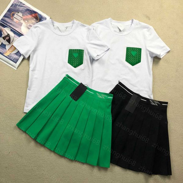23ss womens designer clothing skirt set round neck pure cotton short sleeve t-shirt alphabet embroidery pleated half skirt sets womens cloth, White
23ss womens designer clothing skirt set round neck pure cotton short sleeve t-shirt alphabet embroidery pleated half skirt sets womens cloth, White
