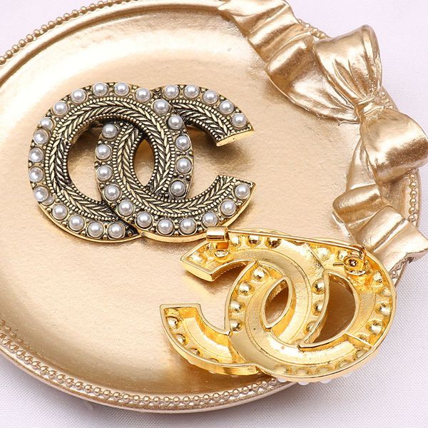 elegant simple designer brand letter broaches pearls crystal brooches fashion jewelry decoration accessoriesy 20style, Gray
elegant simple designer brand letter broaches pearls crystal brooches fashion jewelry decoration accessoriesy 20style, Gray