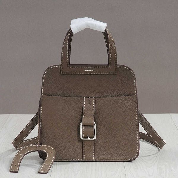 leisure women's shoulder bag cowhide small crossbody bags designer buckle korean handbags
leisure women's shoulder bag cowhide small crossbody bags designer buckle korean handbags