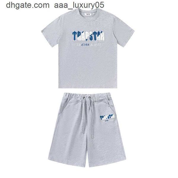 designer fashion clothing tees tshirt trapstar white blue towel embroidery short summer fashion brand loose relaxed youth men's women&#, White;black
designer fashion clothing tees tshirt trapstar white blue towel embroidery short summer fashion brand loose relaxed youth men's women&#, White;black
