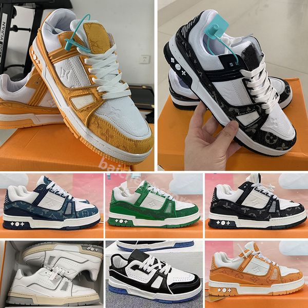 luxury designer casual shoes logo embossed trainer sneaker triple white pink sky blue black green yellow denim low mens sneakers women train, White;red
luxury designer casual shoes logo embossed trainer sneaker triple white pink sky blue black green yellow denim low mens sneakers women train, White;red