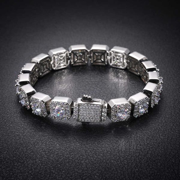 dropshipping fashion men jewelry fine iced out 10mm silver moissanite tennis chain bracelet
dropshipping fashion men jewelry fine iced out 10mm silver moissanite tennis chain bracelet