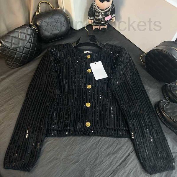 women's jackets designer 2023 spring brand new women autumn winter fashion jacket metal buckle casual high-end sequins coat knitting ca, Black;brown
women's jackets designer 2023 spring brand new women autumn winter fashion jacket metal buckle casual high-end sequins coat knitting ca, Black;brown