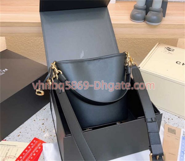 woman designer crossbody bag bag lady shoulder classic bags leather diamond lattice luxurys designers woman handbag purse chain bags, Black
woman designer crossbody bag bag lady shoulder classic bags leather diamond lattice luxurys designers woman handbag purse chain bags, Black