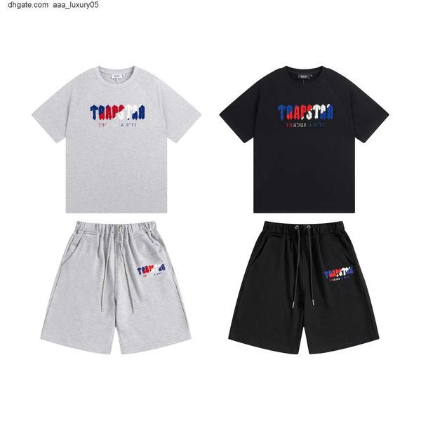 designer fashion clothing tees tshirt trapstar blue red towel embroidery fashion brand loose relaxed men's women's fashion short s, White;black
designer fashion clothing tees tshirt trapstar blue red towel embroidery fashion brand loose relaxed men's women's fashion short s, White;black