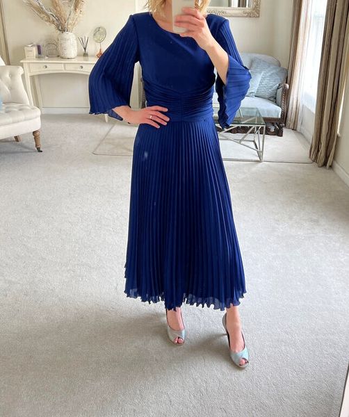 chic navy blue mother of the bride suits ankle length bateau neck half sleeves chiffon mother outfits dresses, Black;red
chic navy blue mother of the bride suits ankle length bateau neck half sleeves chiffon mother outfits dresses, Black;red