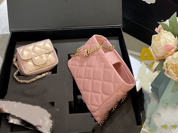 23 spring/summer new mini love golden ball bag love chain one shoulder crossbody bag
23 spring/summer new mini love golden ball bag love chain one shoulder crossbody bag