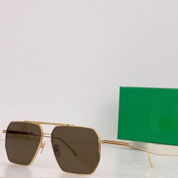 luxury fashion classic men's sunglasses metal square gold frame uv400 designer band box, White;black
luxury fashion classic men's sunglasses metal square gold frame uv400 designer band box, White;black
