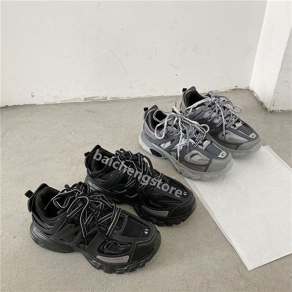 2023 new luxury brand designer men women casual shoes track 3 3.0 triple white black sneakers tess.s. gomma leather trainer nylon printed pl, White;red
2023 new luxury brand designer men women casual shoes track 3 3.0 triple white black sneakers tess.s. gomma leather trainer nylon printed pl, White;red