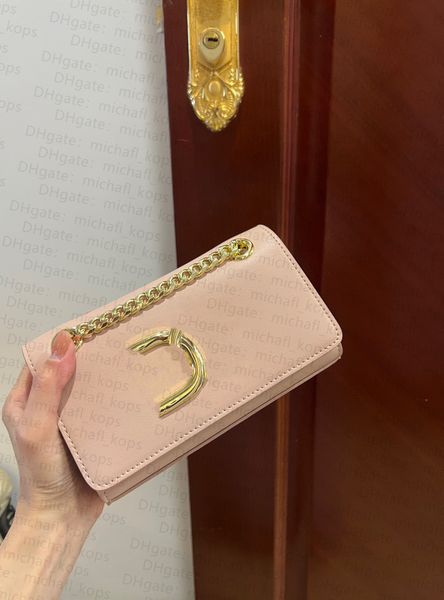 7a 1:1 quality chain bag women's classic flip bag electroplated metal letters single shoulder bag leather magnetic buckle serial number
7a 1:1 quality chain bag women's classic flip bag electroplated metal letters single shoulder bag leather magnetic buckle serial number
