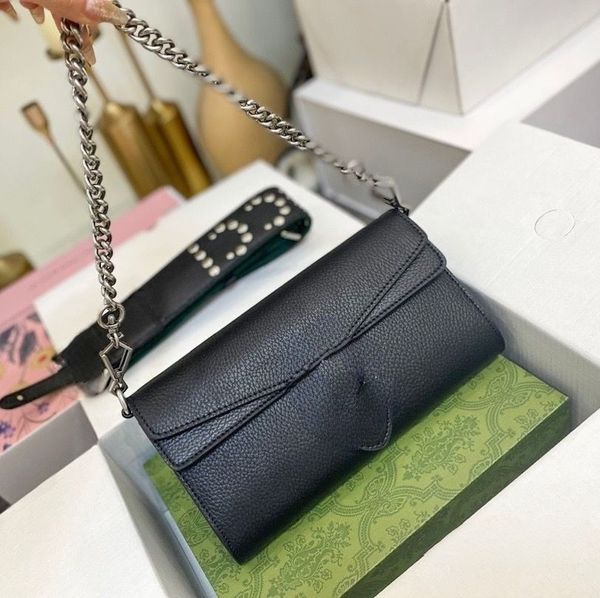 designer shoulder bag luxurys handbag women bag messenger bag crossbody bag sling bag fashion bag hobo bag classics high-quality cowhide sha
designer shoulder bag luxurys handbag women bag messenger bag crossbody bag sling bag fashion bag hobo bag classics high-quality cowhide sha